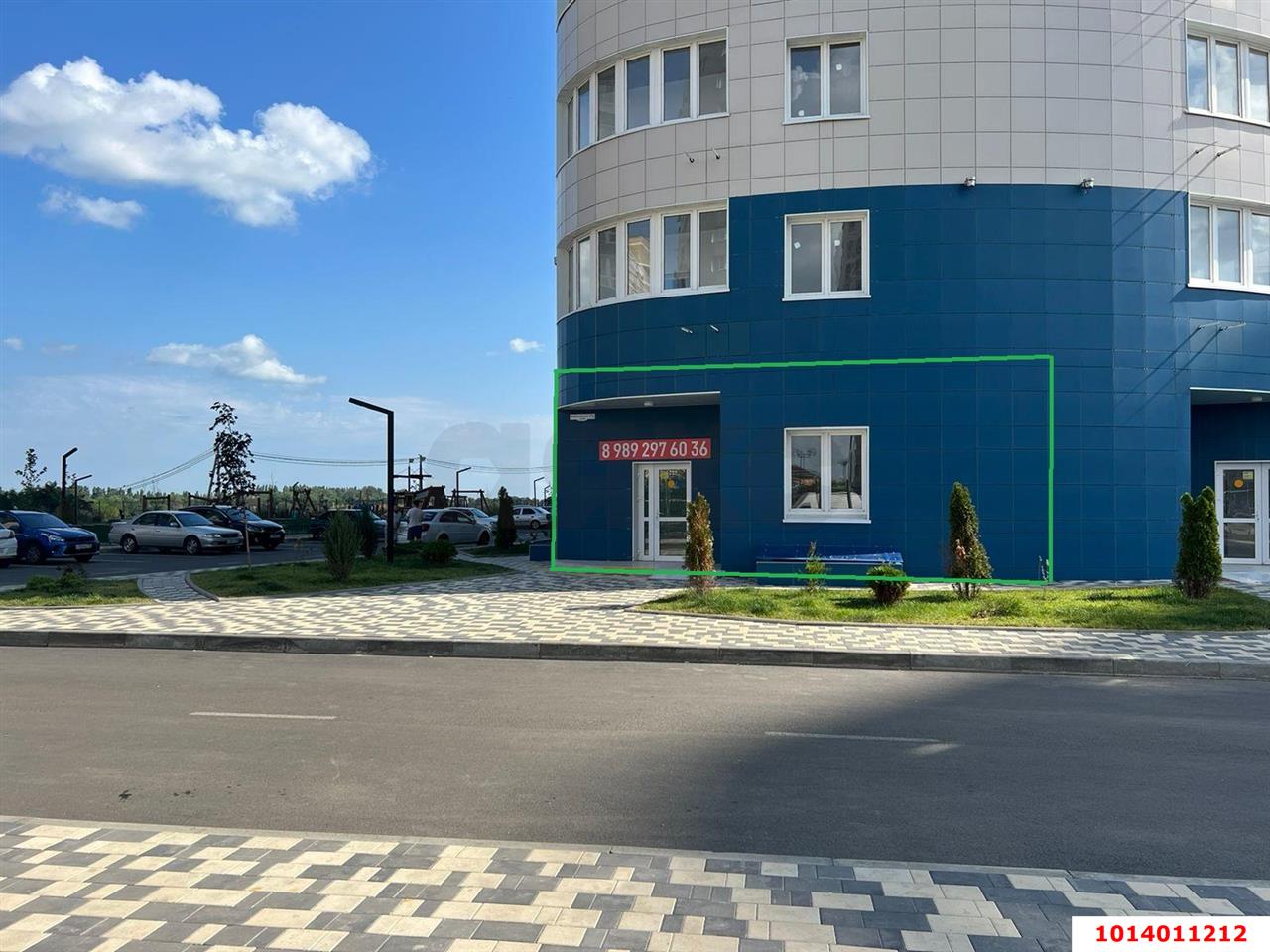 Фото №2: Торговое помещение 48 м² - Краснодар, жилой комплекс Фонтаны, ул. Воронежская, 47Д