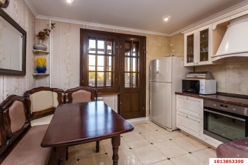 Фото №1: 4-комнатная квартира 87 м² - Краснодар, мкр. Юбилейный, б-р Платановый, 10