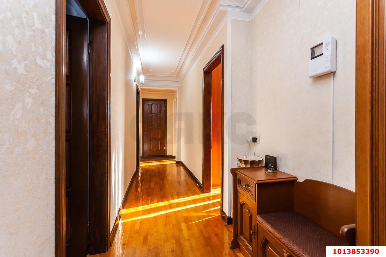 Фото №16: 4-комнатная квартира 87 м² - Краснодар, Юбилейный, б-р Платановый, 10