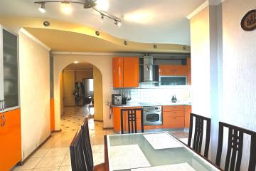 Фото №2: 3-комнатная квартира 156 м² - Краснодар, мкр. Завод Измерительных Приборов, ул. Зиповская, 10