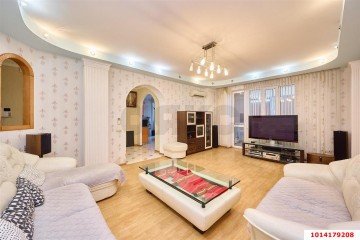Фото №1: 4-комнатная квартира 156 м² - Краснодар, мкр. Завод Измерительных Приборов, ул. Зиповская, 10