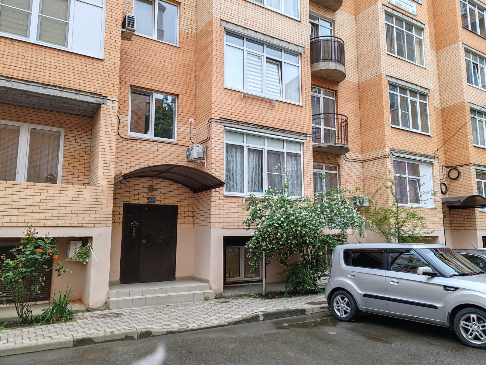 Фото №10: Коммерция 46 м² - Краснодар, ул. имени Сергея Есенина, 129/7