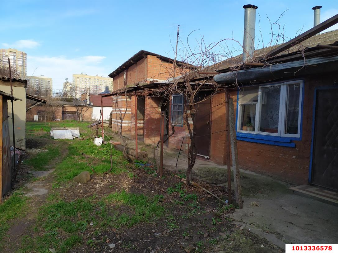 Фото №1: Земельный участок 9.3 сот. - Краснодар, пер. Калининский, 3