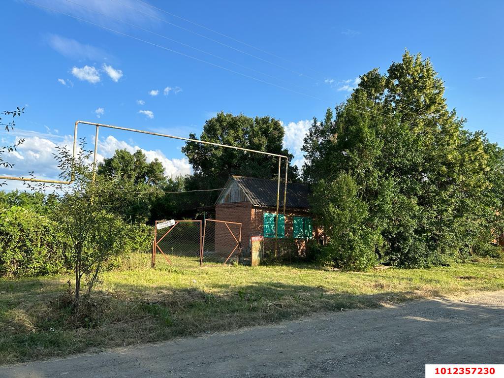 Фото №1: Личное подсобное хозяйство 14 сот. - Новодмитриевская, ул. Набережная, 30