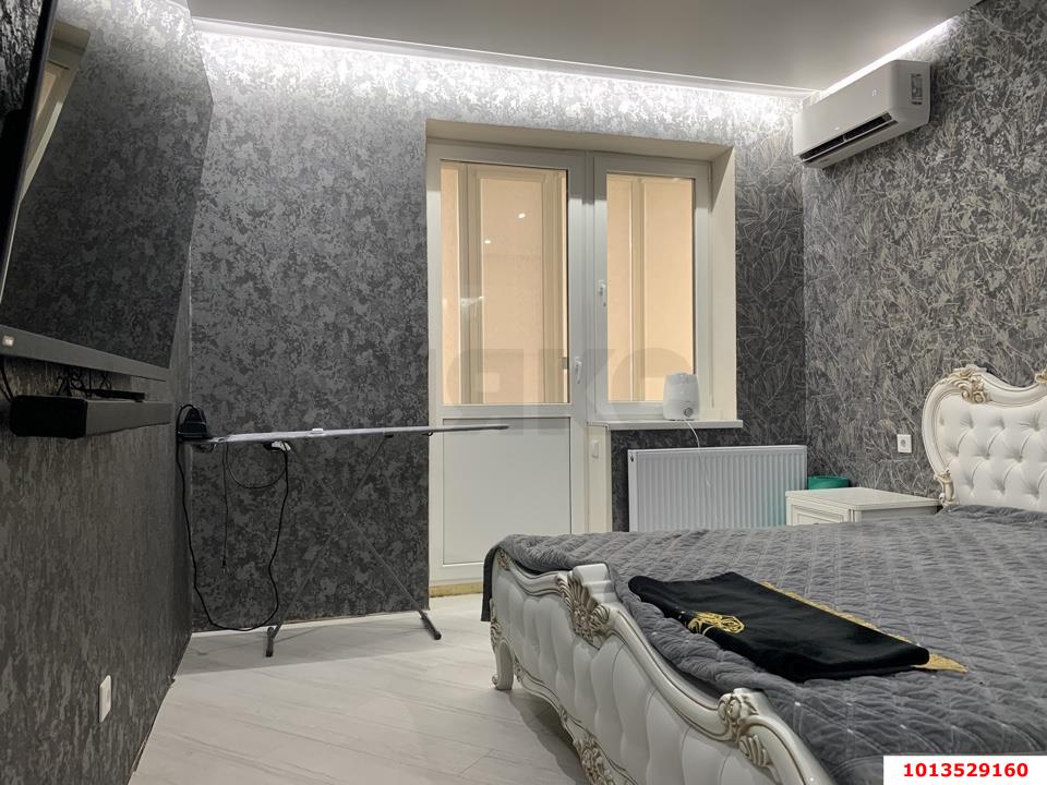 Фото №2: 2-комнатная квартира 56 м² - Новая Адыгея, жилой комплекс Мега, ул. Бжегокайская, 90/3лит2