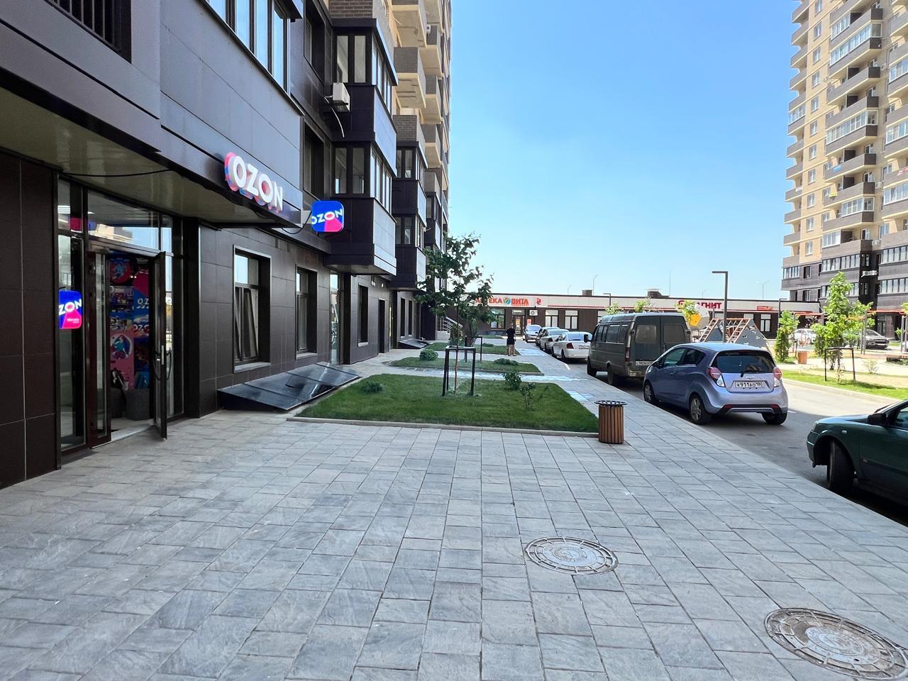 Фото №6: Коммерция 43 м² - Краснодар, Прикубанский внутригородской округ, мкр. жилой комплекс Ракурс, ул. имени Героя Ростовского, 8