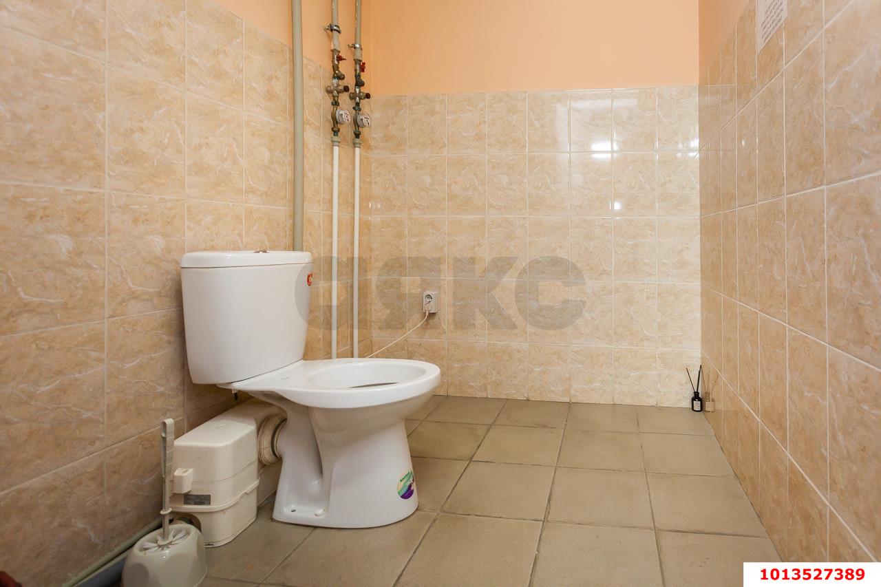 Фото №8: Офисное помещение 21 м² - Краснодар, имени Петра Метальникова, ул. Петра Метальникова, 7