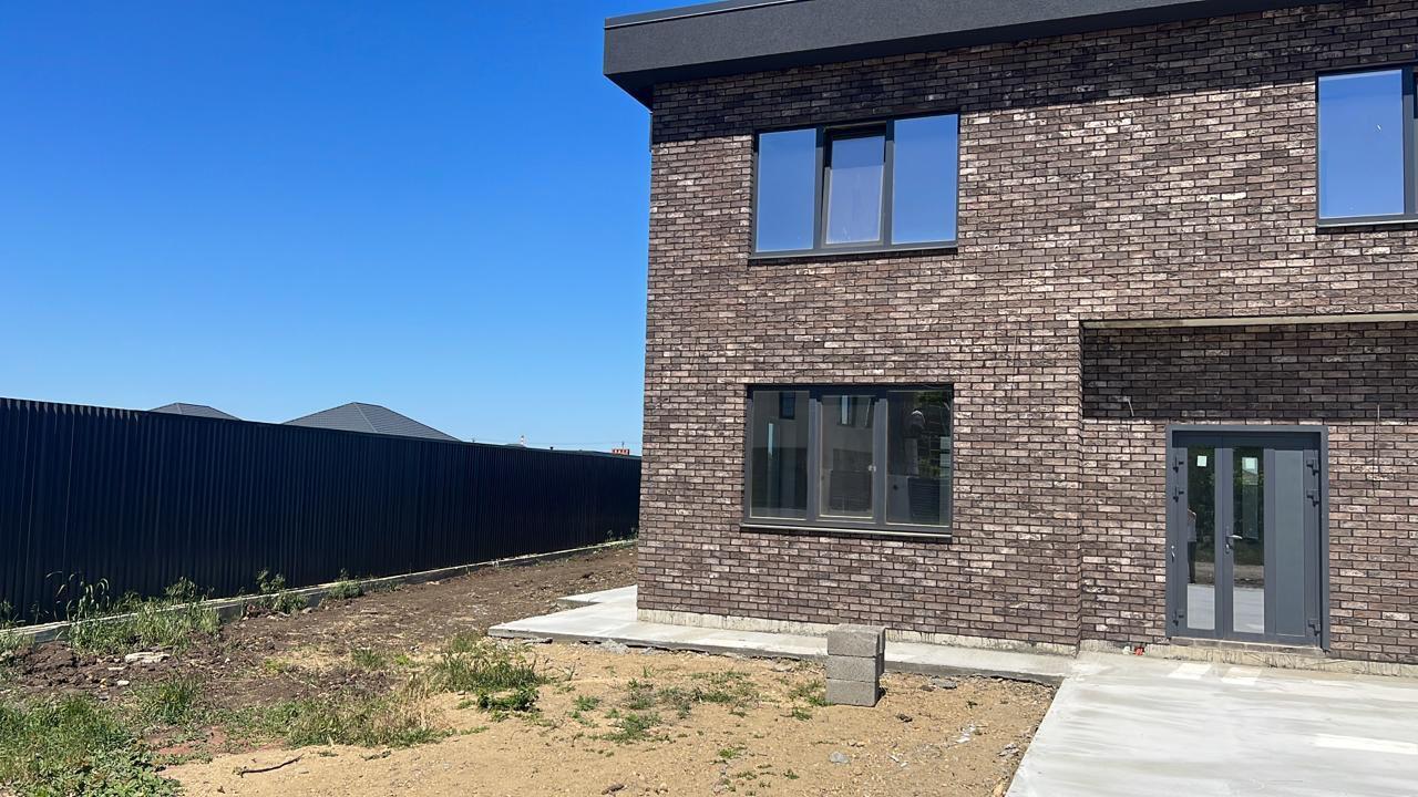 Фото №16: Дом 303 м² + 10 сот. - Старобжегокай, Карасунский внутригородской округ, Гидростроителей, Почтовый, мкр. жилой комплекс Авиатор, ул. Юбилейная, 28