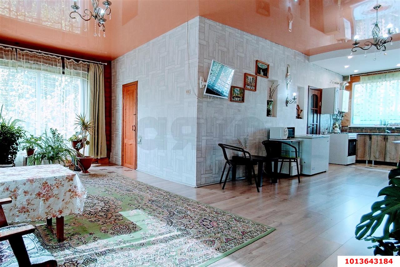 Фото №12: Дом 131 м² + 7.25 сот. - Знаменский, Карасунский внутригородской округ, ст Краснодарсельмаш-2, ул. Вишнёвая, 66