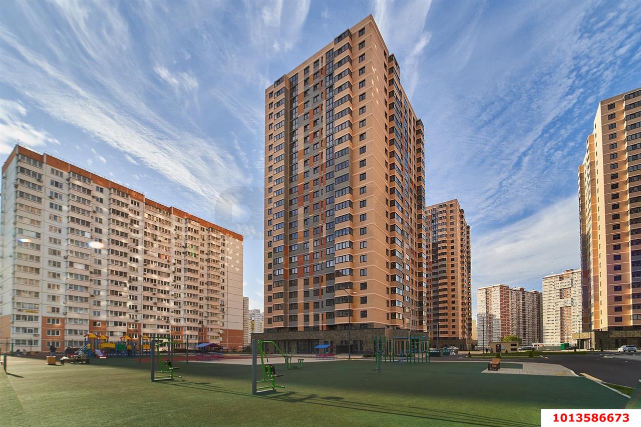 Фото №5: 1-комнатная квартира <span class="whitespace-nowrap">41 м²</span>, <span class="whitespace-nowrap">16/24 эт.</span> - Краснодар, Карасунский внутригородской округ, Гидростроителей, мкр. жилой комплекс Квартет, ул. имени Снесарева, 10к2