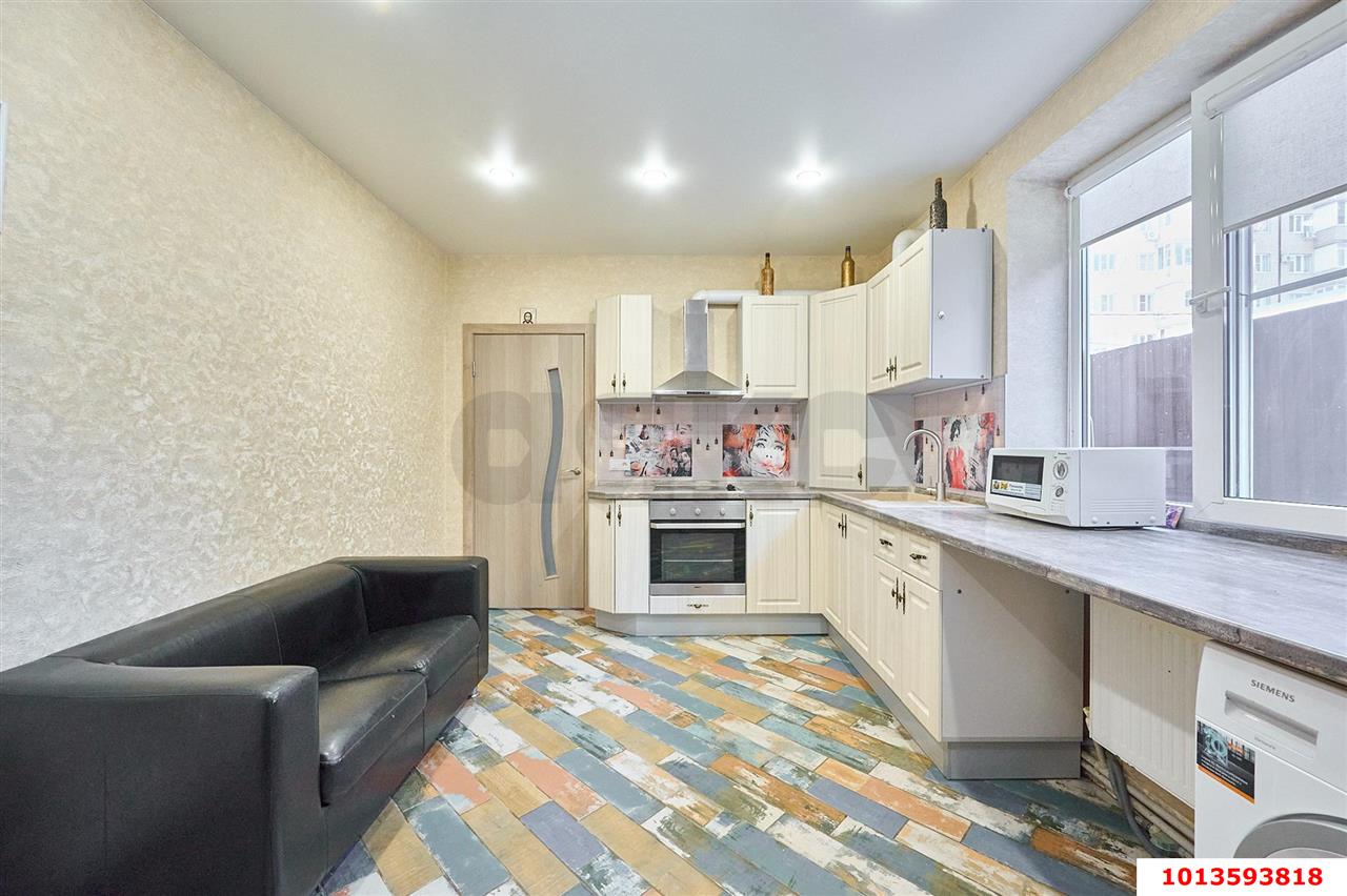 Фото №3: Дом 150 м² + 0.7 сот. - Российский, ЖК Елисеевский, Прикубанский внутригородской округ, мкр. жилой комплекс Елисеевский, ул. Парижская, 5/1