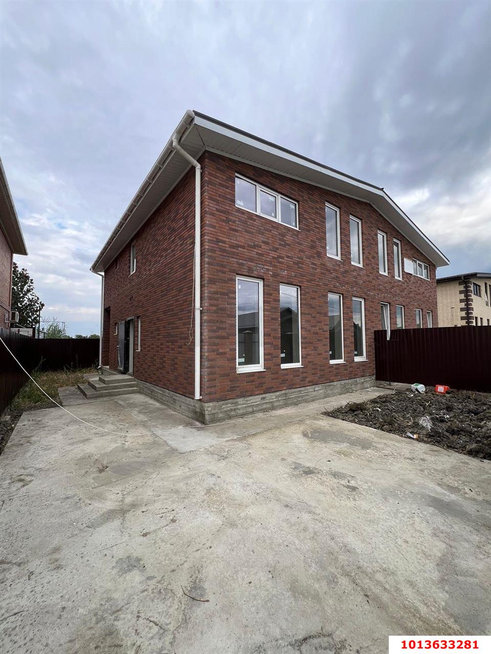 Фото №1: Дом 156 м² + 4 сот. - Новая Адыгея, Западный внутригородской округ, Фестивальный, мкр. жилой комплекс Маршал, ул. Краснодарская, 21