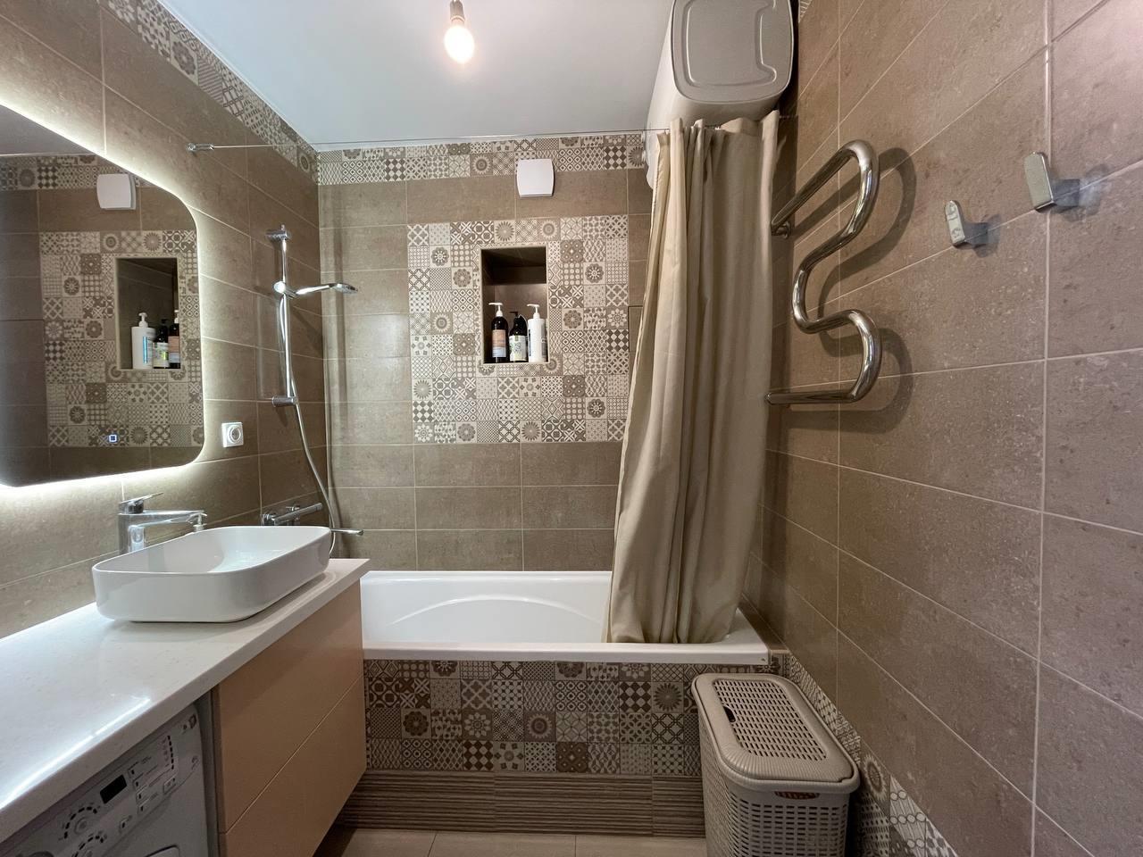 Фото №10: 2-комнатная квартира 71 м² - Краснодар, жилой комплекс Соло, жилой комплекс Комфорт, Карасунский внутригородской округ, Центральный внутригородской округ, мкр. Черёмушки, ул. Селезнёва, 2/3