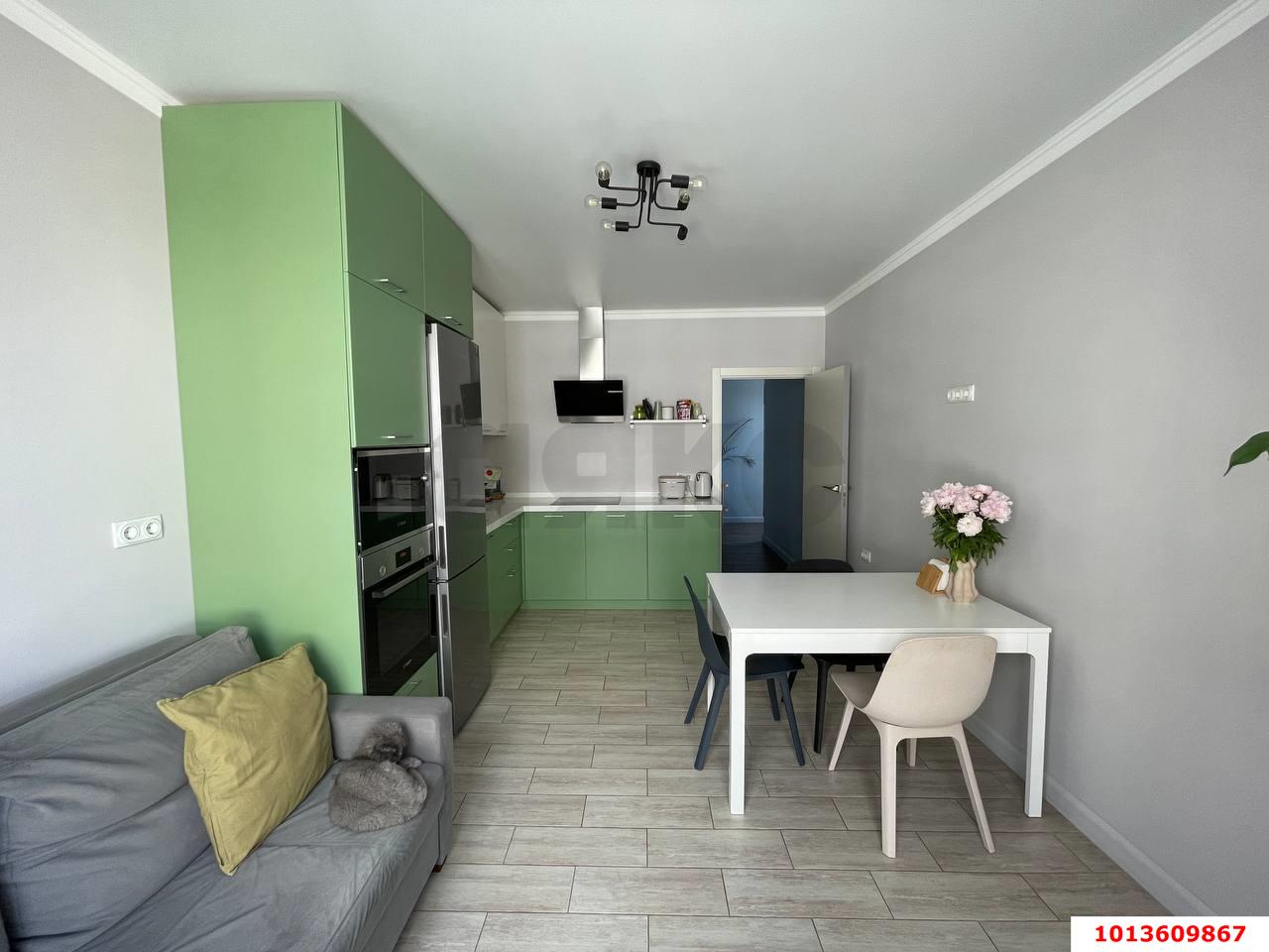 Фото №2: 2-комнатная квартира 71 м² - Краснодар, жилой комплекс Соло, ул. Селезнёва, 2/3