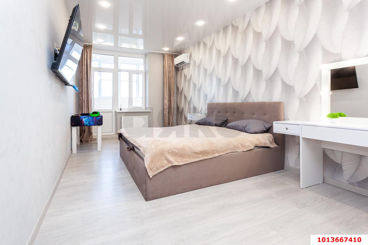 Фото №1: 2-комнатная квартира 59 м² - Краснодар, Губернский, мкр. Прикубанский внутригородской округ, ул. им. Героя Яцкова И.В., 19к2