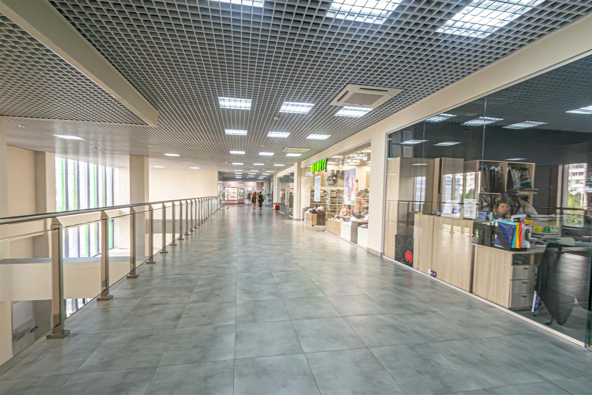 Фото №9: Коммерция 132 м² - Краснодар, Карасунский внутригородской округ, мкр. Почтовый, пр-кт имени писателя Знаменского, 2