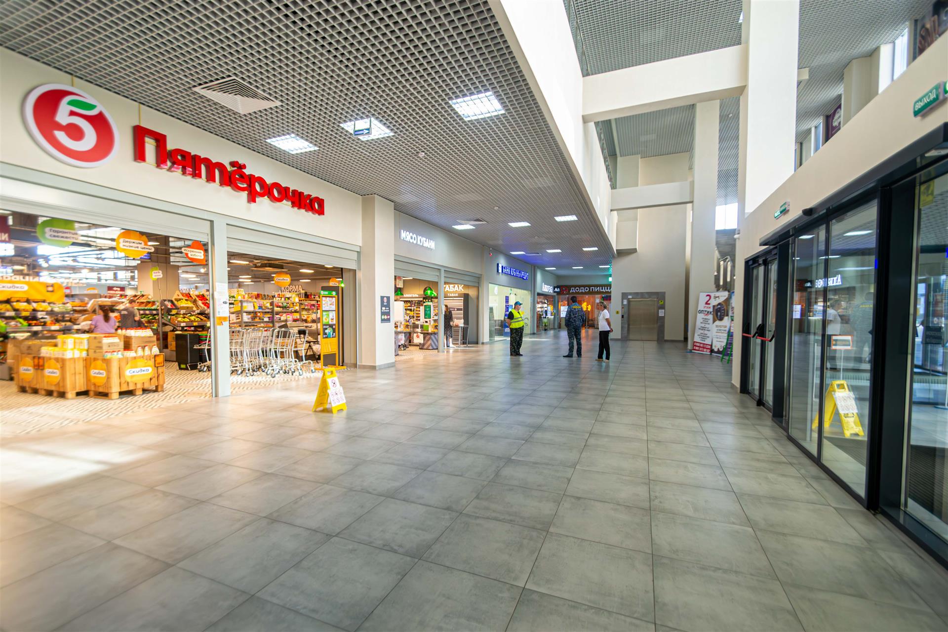 Фото №7: Коммерция 132 м² - Краснодар, Карасунский внутригородской округ, мкр. Почтовый, пр-кт имени писателя Знаменского, 2