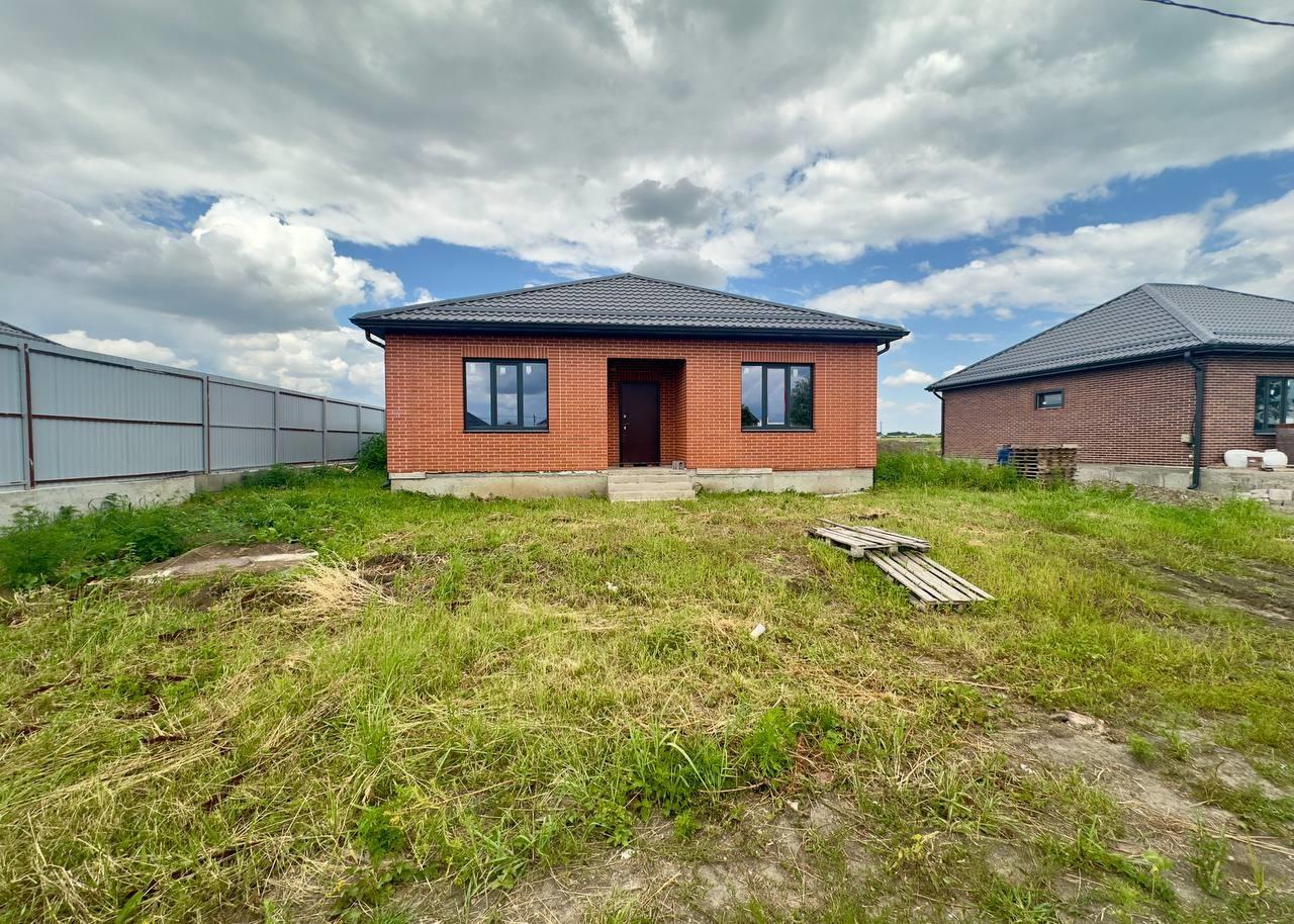 Фото №1: Дом 102 м² + 6 сот. - Энем, Прикубанский внутригородской округ, Славянский, мкр. Светлоград, ул. Убыхская, 20