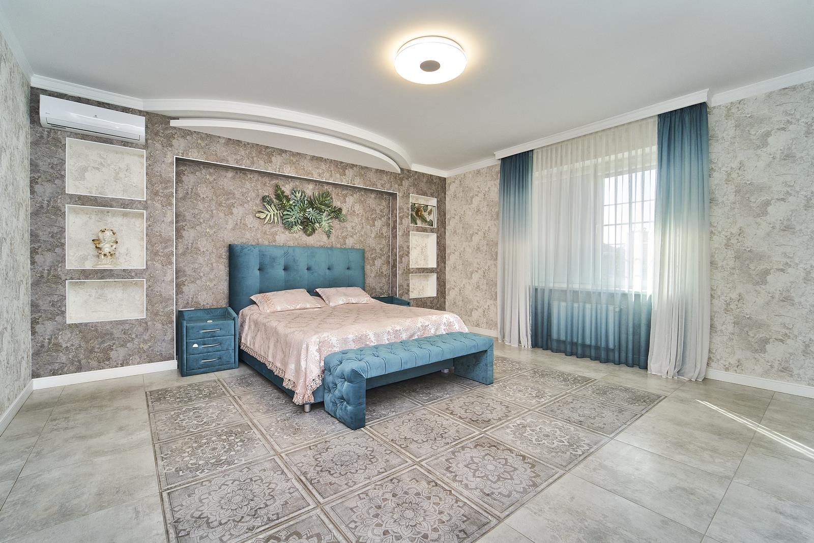 Фото №12: Дом 224 м² + 4 сот. - Краснодар, Прикубанский внутригородской округ, мкр. Плодородный-2, ул. Столыпинская, 16