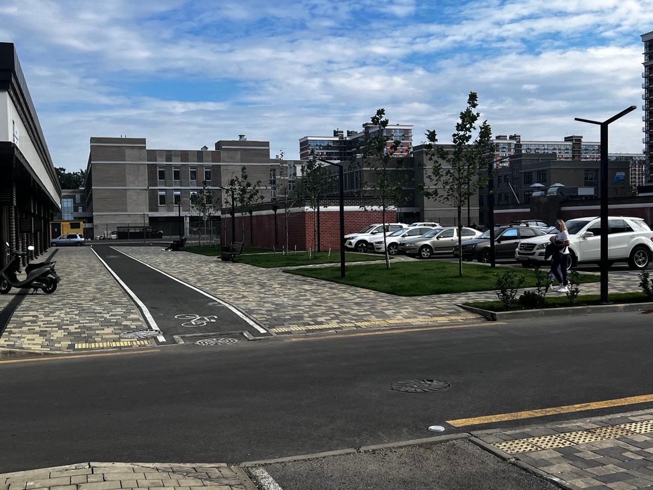 Фото №4: Коммерция 81 м² - Краснодар, Прикубанский внутригородской округ, мкр. жилой комплекс Самолёт-6, ул. Ивана Беличенко, 92к1