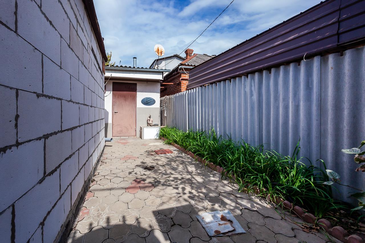 Фото №16: Дом 43 м² + 1.5 сот. - Краснодар, Центральный внутригородской округ, мкр. Дубинка, ул. 6-я Линия Поймы реки Кубань, 52