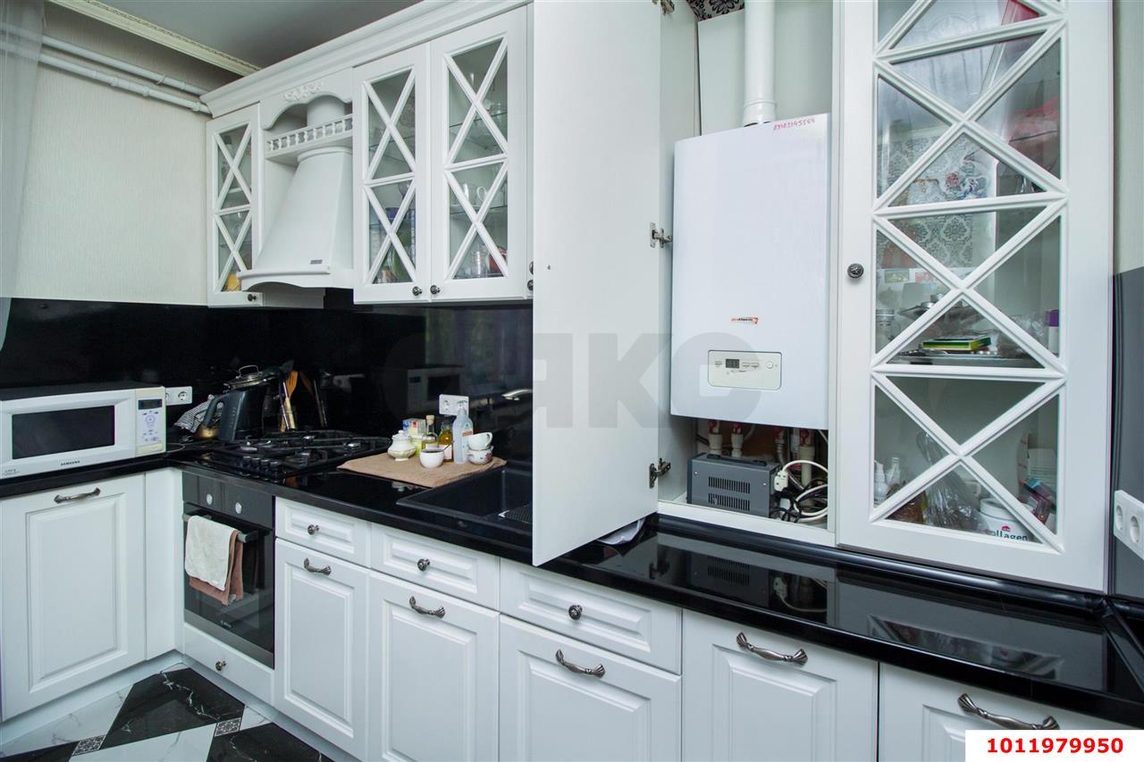 Фото №2: 2-комнатная квартира 70 м² - Краснодар, ул. Новокузнечная, 88