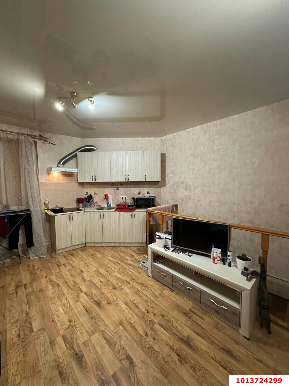 Фото №1: 2-комнатная квартира 65 м² - Краснодар, Прикубанский внутригородской округ, мкр. Музыкальный, ул. Чайковского, 25