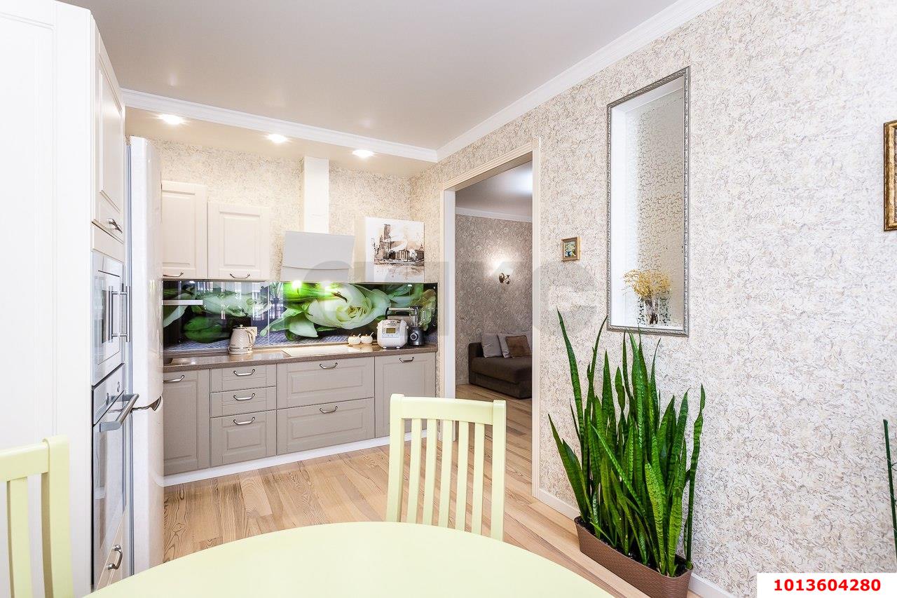 Фото №11: 2-комнатная квартира 68 м² - Краснодар, Прикубанский внутригородской округ, Завод Измерительных Приборов, мкр. ЖК Москва