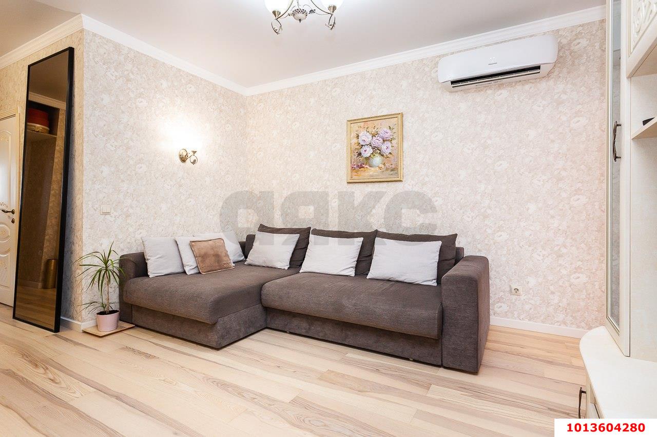 Фото №6: 2-комнатная квартира 68 м² - Краснодар, Прикубанский внутригородской округ, Завод Измерительных Приборов, мкр. ЖК Москва