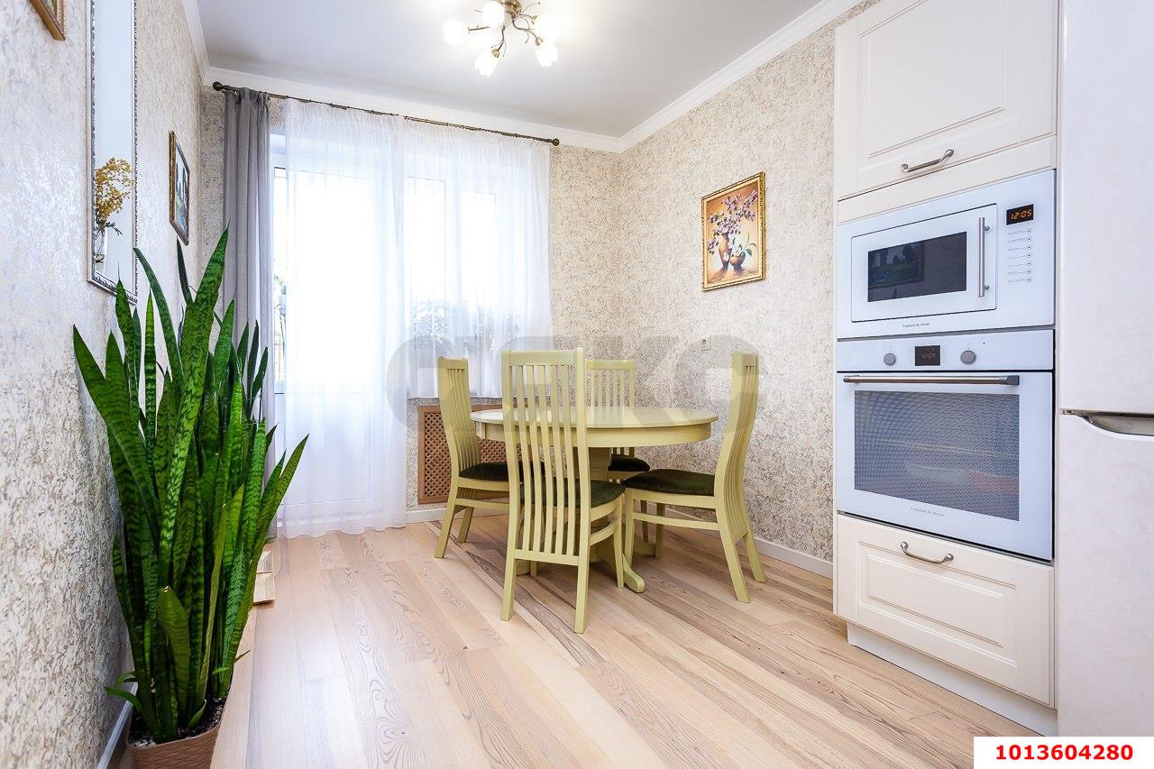 Фото №10: 2-комнатная квартира 68 м² - Краснодар, Прикубанский внутригородской округ, Завод Измерительных Приборов, мкр. ЖК Москва