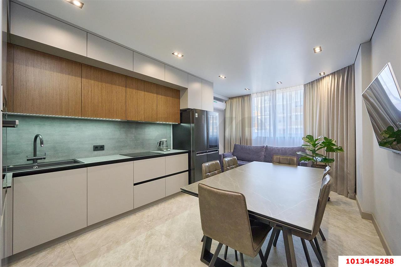 Фото №2: 3-комнатная квартира 90 м² - Краснодар, Прикубанский внутригородской округ, Славянский, мкр. Светлоград, ул. Красных Партизан, 1/4к10