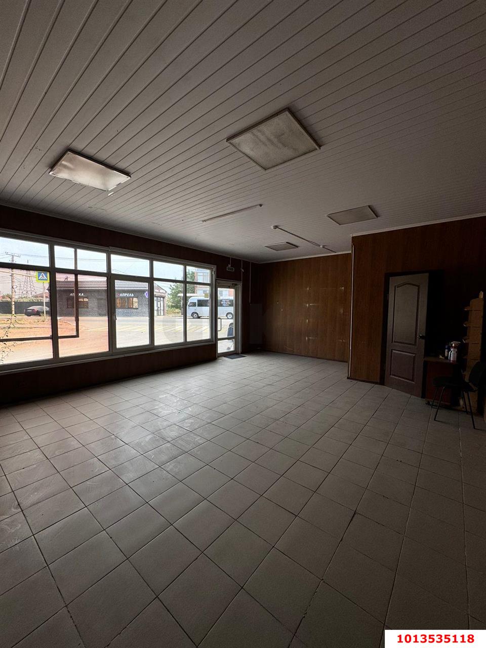 Фото №4: Торговое помещение 40 м² - Яблоновский, ул. Космическая, 53/3