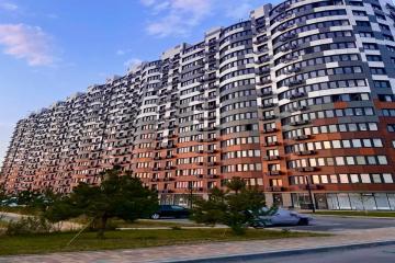 Фото №1: 1-комнатная квартира 43 м² - Краснодар, мкр. ЖК Хорошая Погода, ул. Кирилла Россинского, 3/2