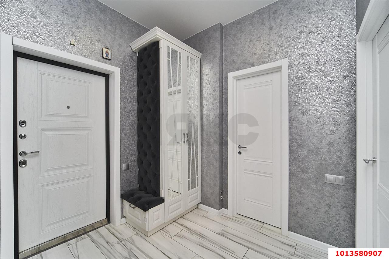 Фото №10: 1-комнатная квартира 56 м² - Краснодар, мкр. Западный внутригородской округ, ул. Фёдора Лузана, 4