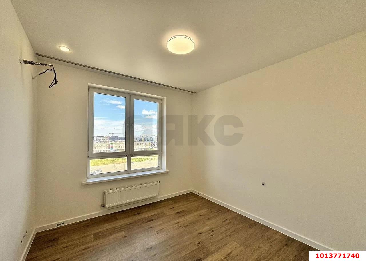 Фото №5: 3-комнатная квартира <span class="whitespace-nowrap">59 м²</span>, <span class="whitespace-nowrap">8/9 эт.</span> - Краснодар, Прикубанский внутригородской округ, мкр. жилой комплекс Спортивная Деревня, ул. имени Генерала Корнилова, 14к1