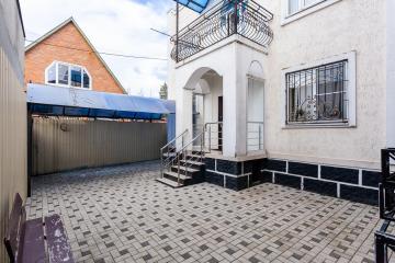 Фото №2: Дом 214 м² - Краснодар, мкр. Центральный, ул. Базовская, 64