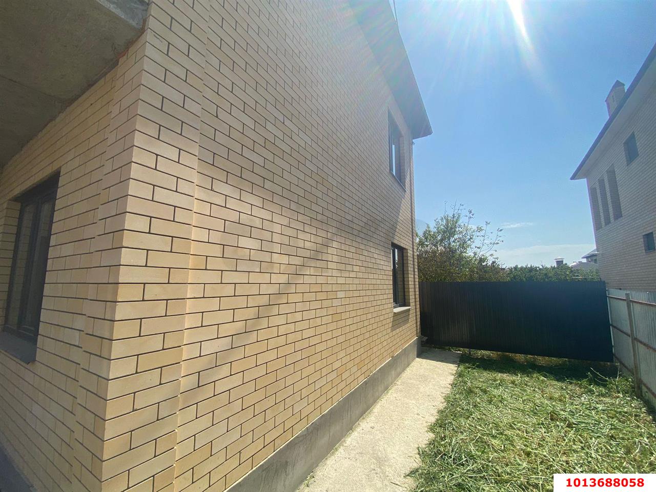 Фото №2: Таунхаус 97 м² + 2.2 сот. - Яблоновский, ул. Королёва, 21/1