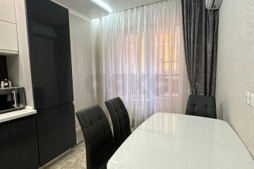 Фото №2: 1-комнатная квартира 37 м² - Краснодар, ж/м Пашковский, ул. Леонида Лаврова, 8к3