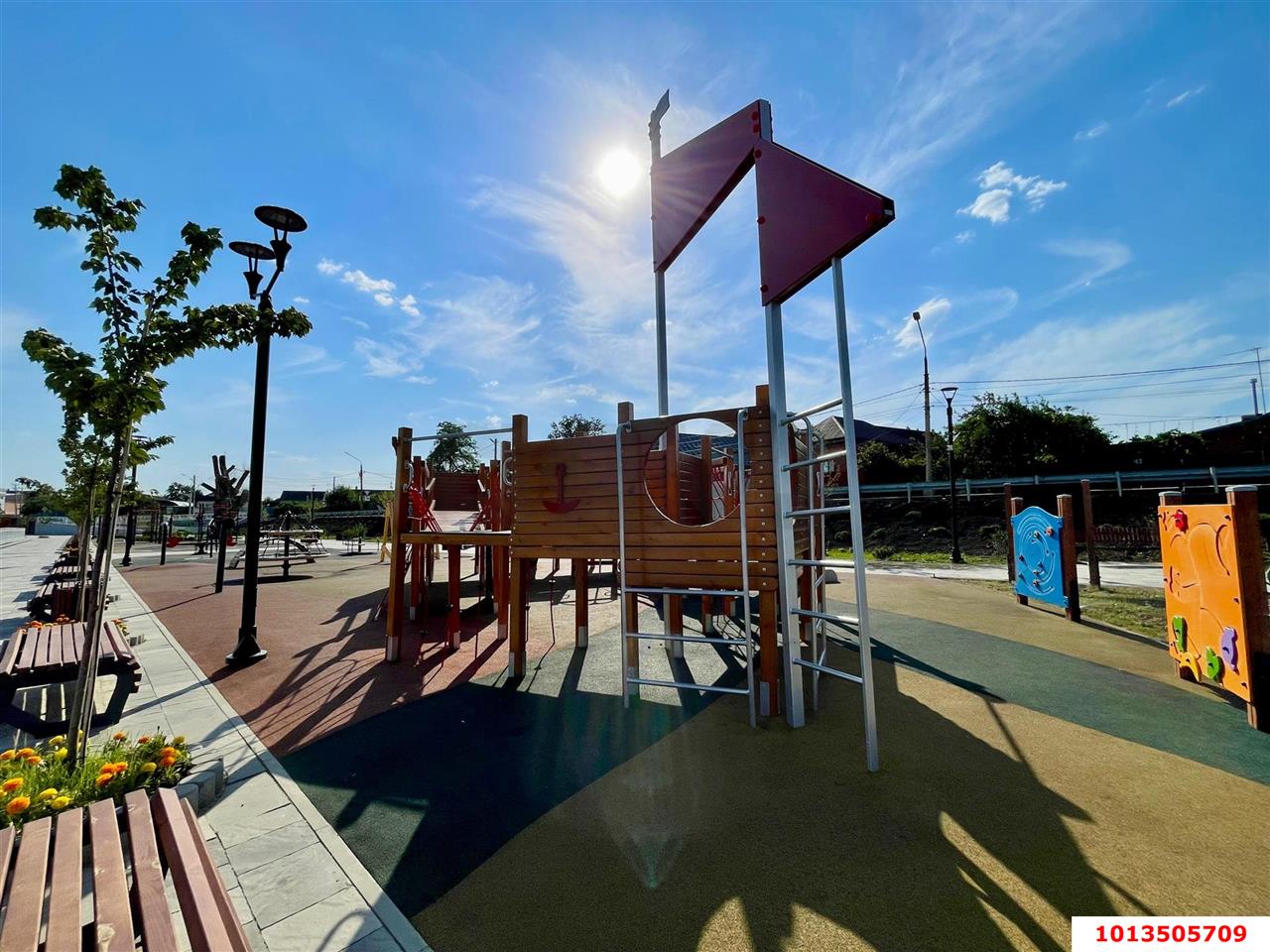 Фото №4: Дом 455 м² + 9.43 сот. - Динская, Прикубанский внутригородской округ, Завод Радиоизмерительных Приборов, имени Петра Метальникова, мкр. жилой комплекс Три Кита, ул. Береговая, 79