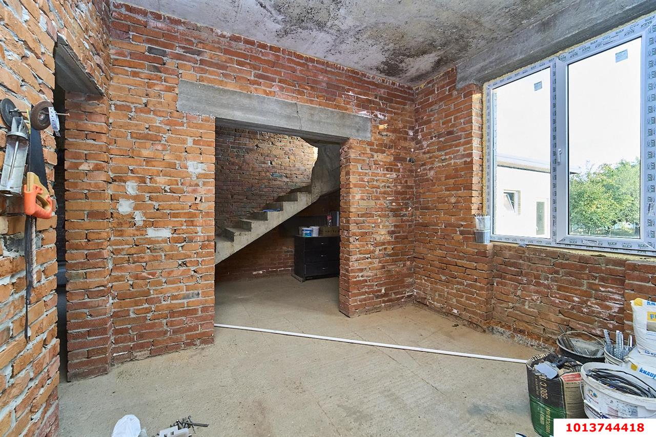 Фото №3: Дом 175 м² + 10 сот. - Старокорсунская, Карасунский внутригородской округ, ул. Дубинская, 55