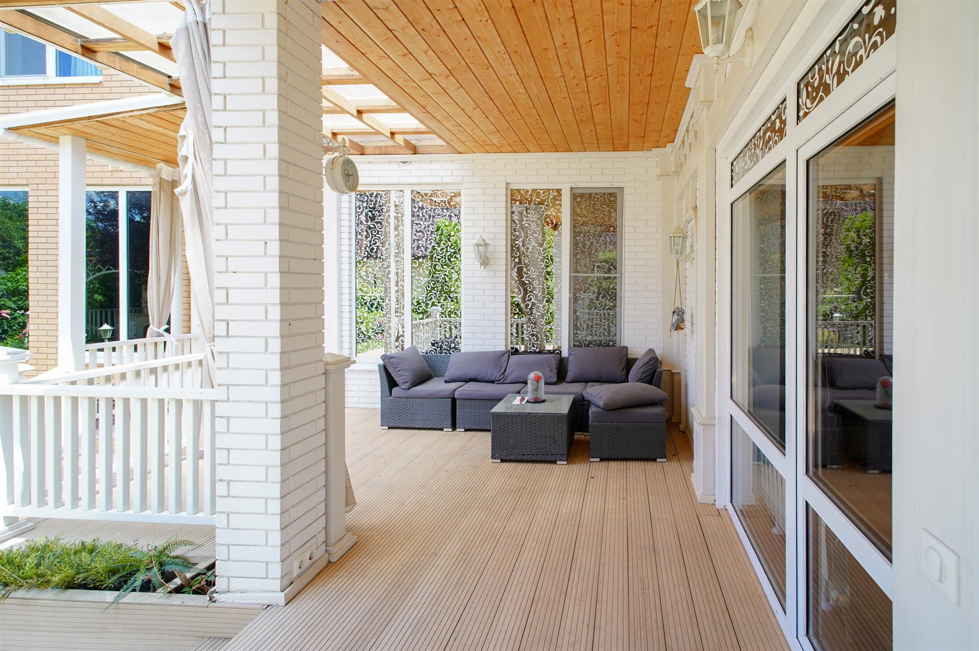 Фото №7: Дом 424 м² + 8 сот. - Краснодар, Прикубанский внутригородской округ, мкр. Горхутор, ул. Полесская, 5