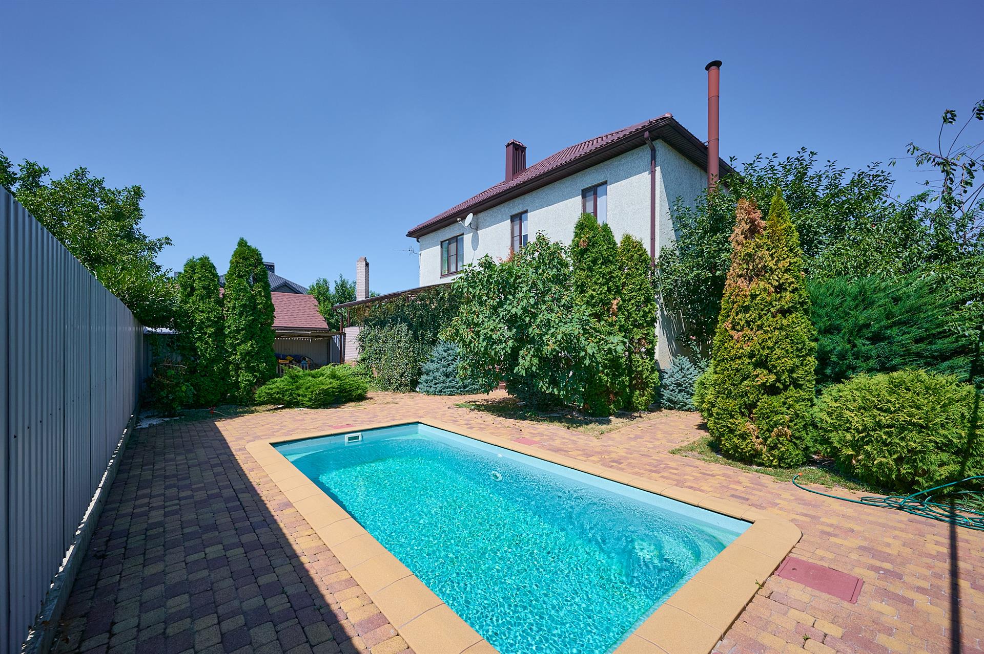 Фото №2: Дом 314 м² + 8 сот. - Краснодар, Прикубанский внутригородской округ, Калинино, мкр. Завод Радиоизмерительных Приборов, ул. Аральская, 54