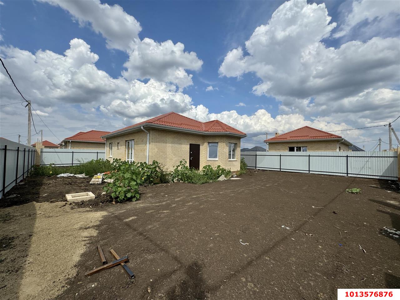 Фото №3: Дом 89 м² + 4.88 сот. - Южный, коттеджный  Южная столица, ул. Волжская, 103