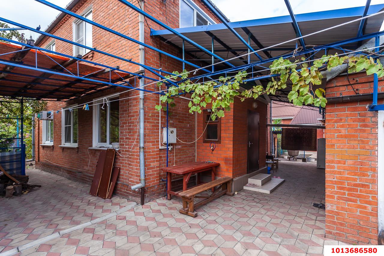 Фото №1: Дом 124 м² + 6.36 сот. - Краснодар, ул. Каштановая, 1