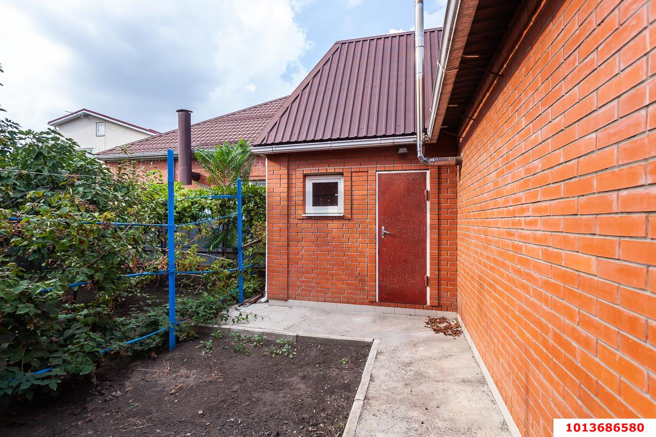 Фото №2: Дом 124 м² + 6.36 сот. - Краснодар, ул. Каштановая, 1