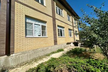 Фото №4: Дом 517 м² - Знаменский, ст Рассвет, ул. Цветочная, 346/2