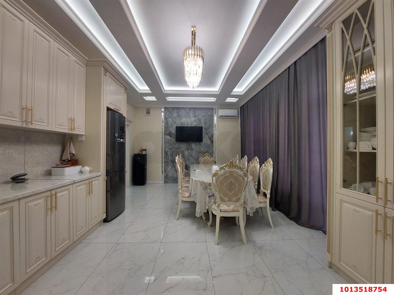 Фото №3: Дом 245 м² + 6.44 сот. - Новотитаровская, Западный внутригородской округ, мкр. Юбилейный, ул. Западная, 22