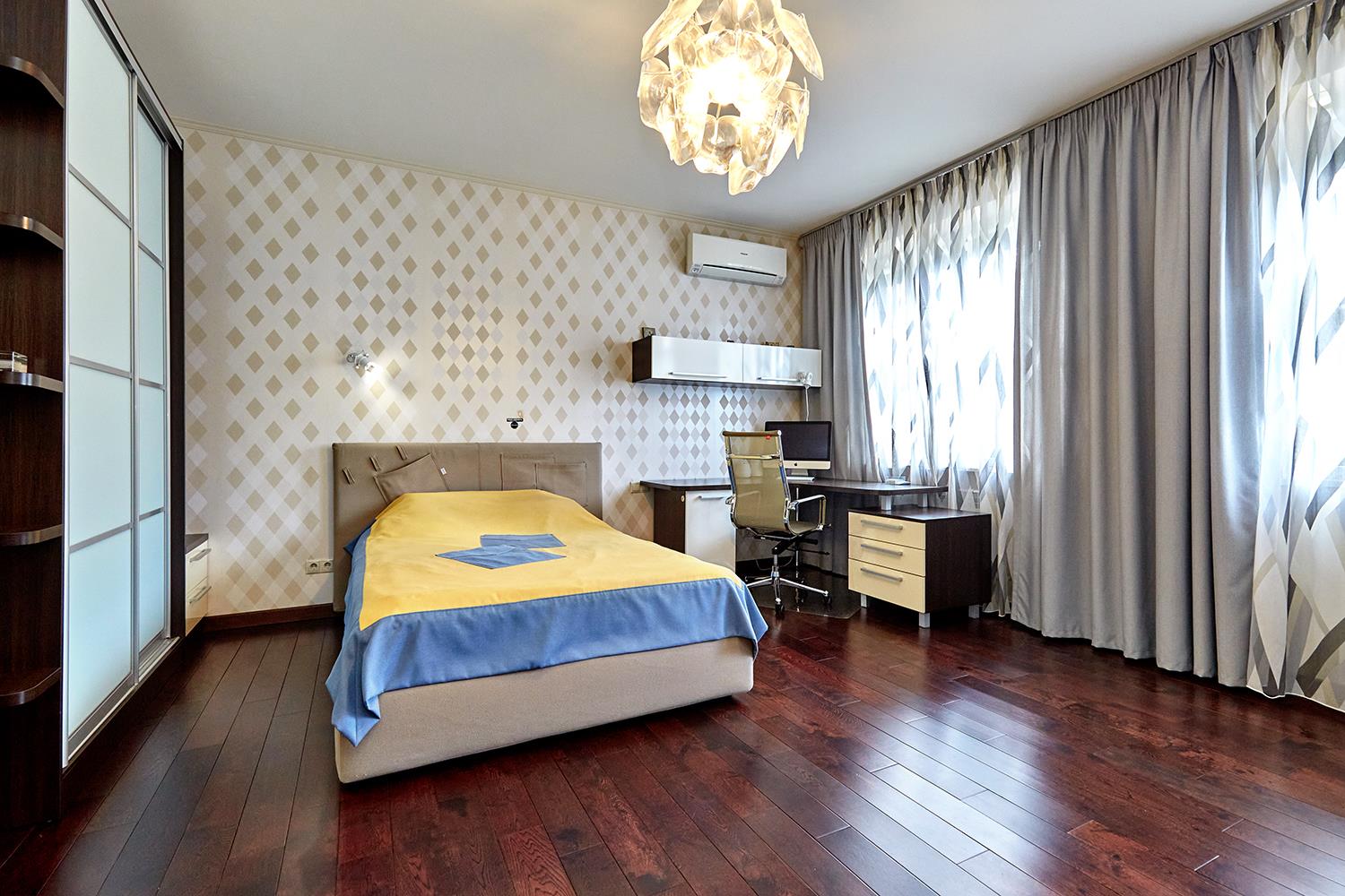 Фото №7: Дом 285 м² + 4 сот. - Краснодар, Центральный внутригородской округ, мкр. Дубинка, ул. Степная, 85