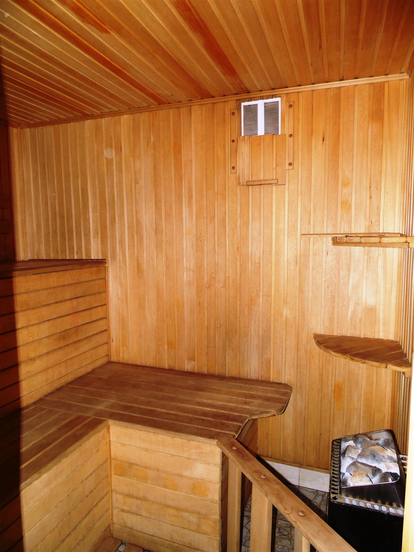 Фото №13: Дом 200 м² + 8 сот. - с/т Юбилейное, мкр. Прикубанский внутригородской округ, ул. Розовая, 21