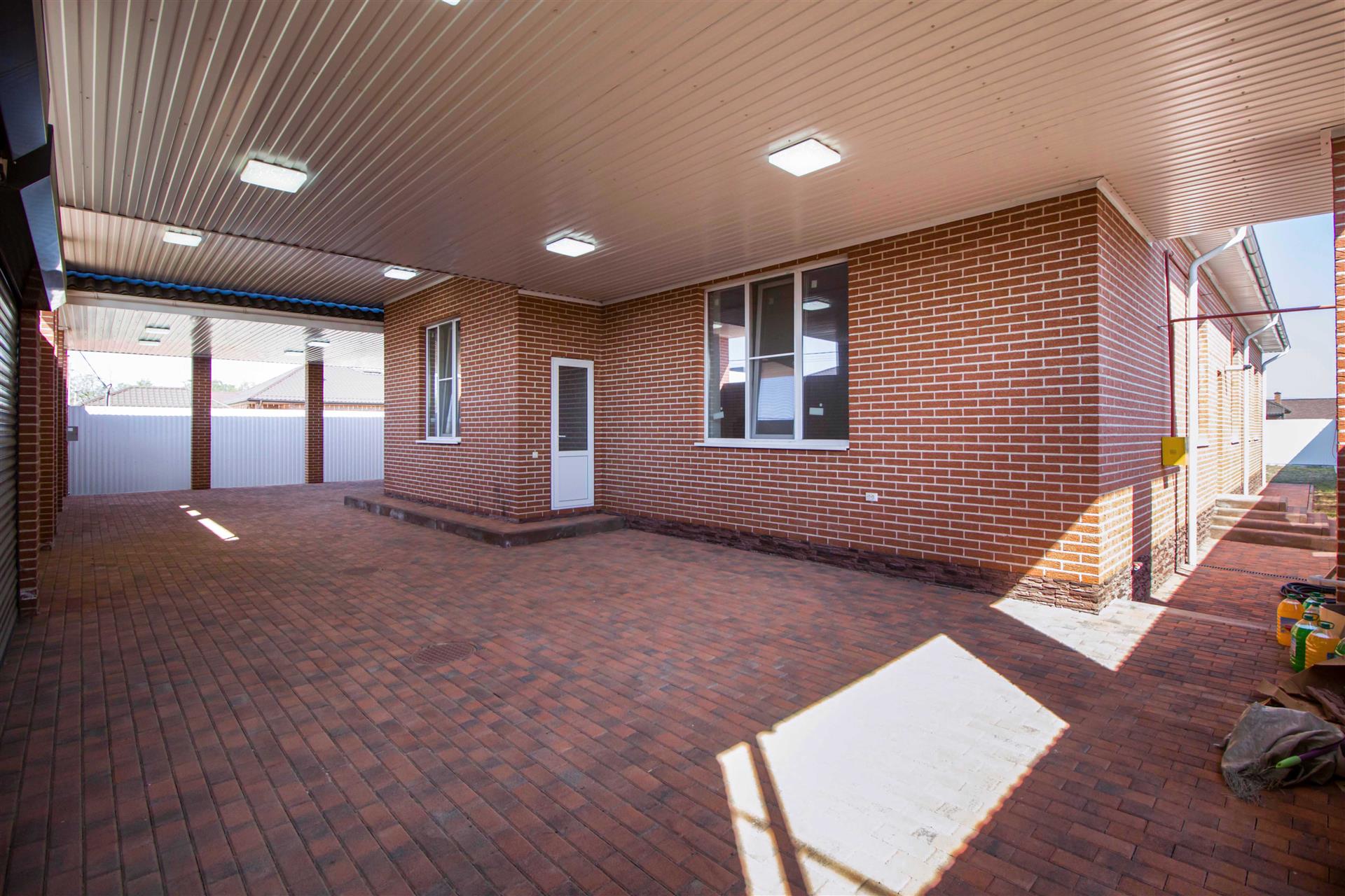 Фото №5: Дом 400 м² + 10 сот. - СНТ Пригород, мкр. Прикубанский внутригородской округ, ул. Атамана Маламы, 120А